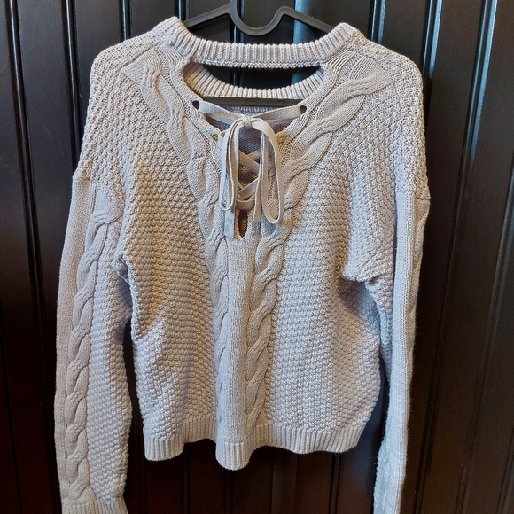 🌱 Forever 21 Cable Knit Sweater - Picture 1 of 5